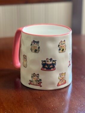 10 Strawberry Street Bella Maneki Neko Mug lucky cats